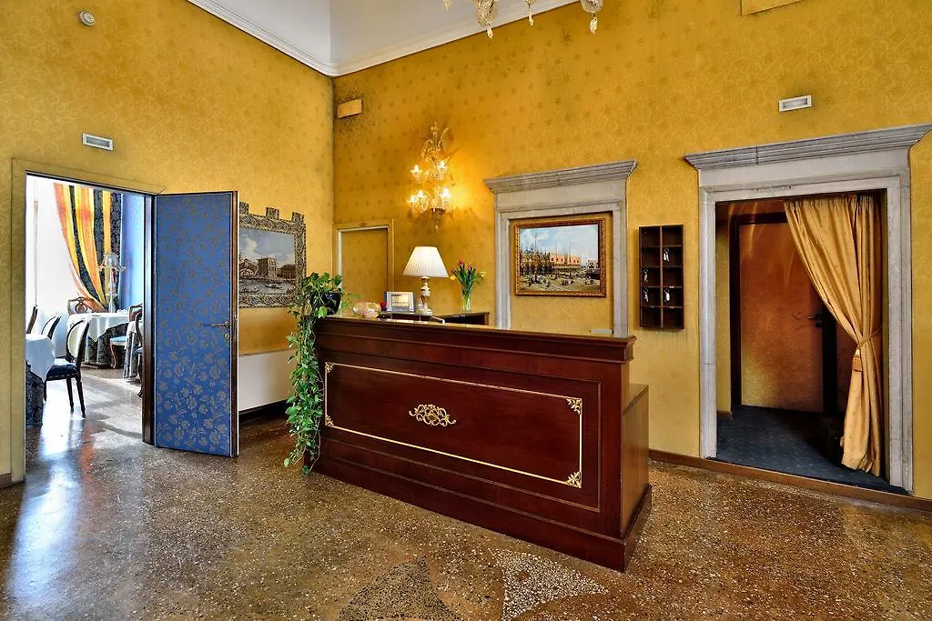 *** Konukevi Residenza Ca' Malipiero Otel Venedik İtalya