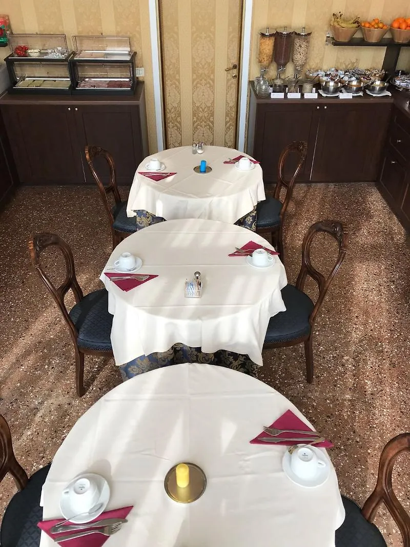 Residenza Ca' Malipiero Otel Venedik İtalya