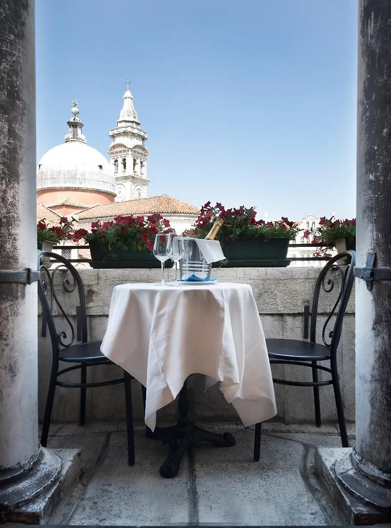 Residenza Ca' Malipiero Otel Venedik